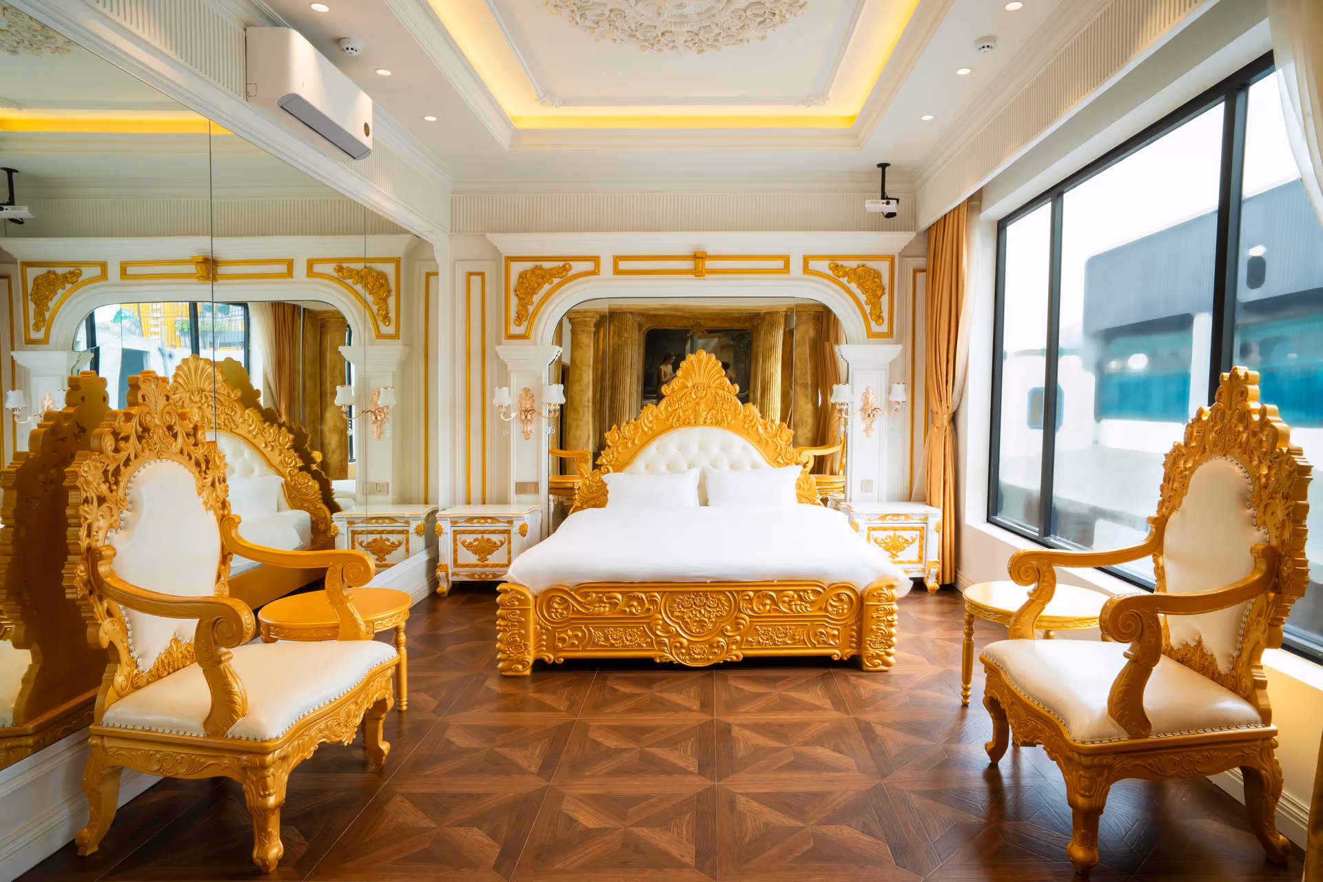 PhÃ²ng L’Empire Secret - Mật lệnh (sá»‘ 601) táº¡i Melon Tá»‘ Há»¯u â€” áº£nh 1